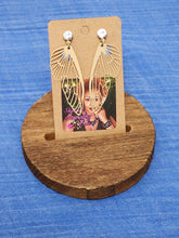 Load image into Gallery viewer, CLIP-ON Butterfly Wings Earrings - Gold
