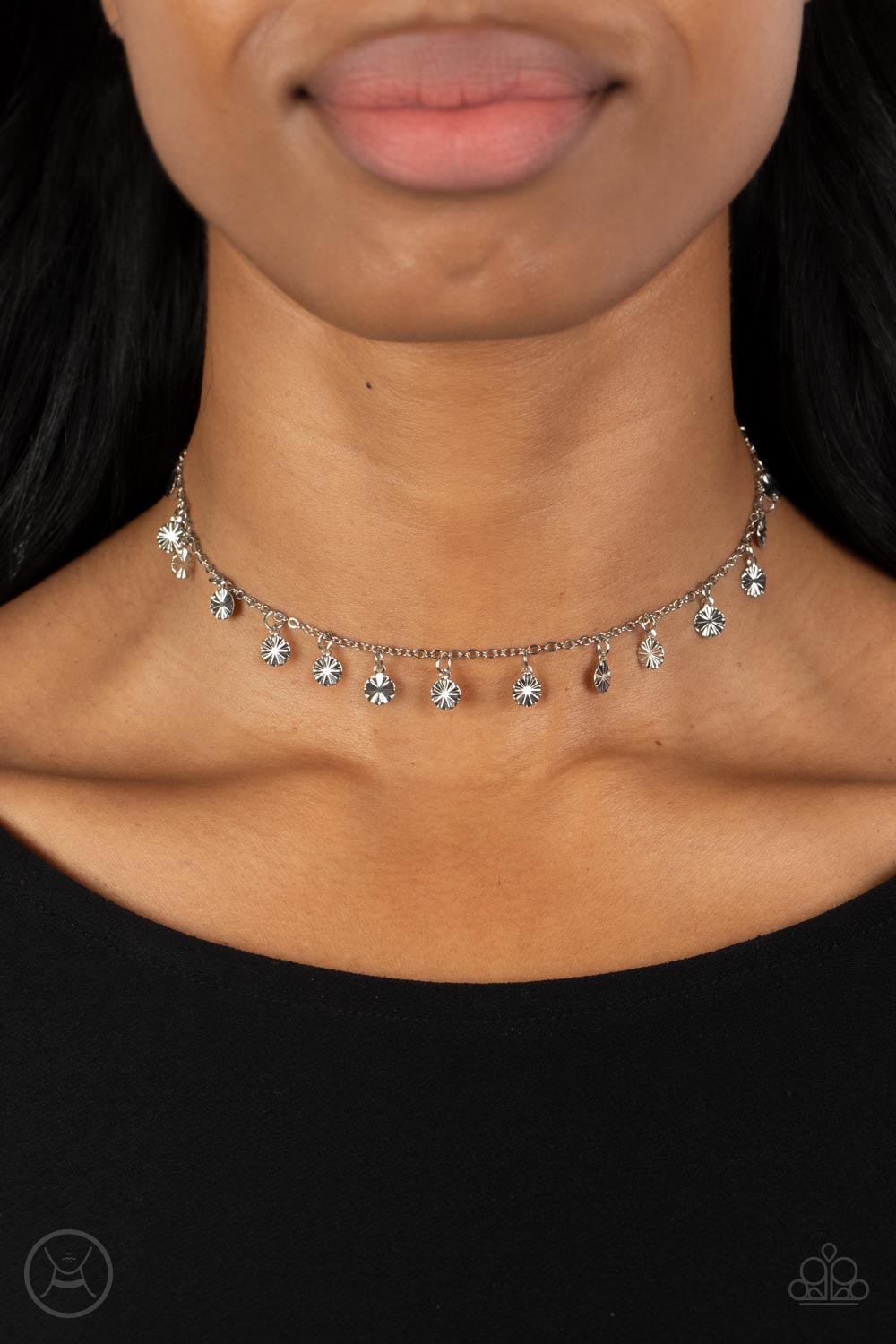 CHIMING CHARMER -
SILVER DISC CHOKER
NECKLACE