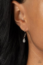 Load image into Gallery viewer, CHIMING CHARMER -
SILVER DISC CHOKER
NECKLACE
